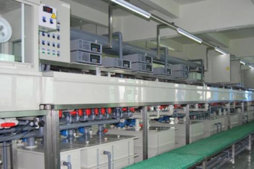 Electroplating liquid analyzer